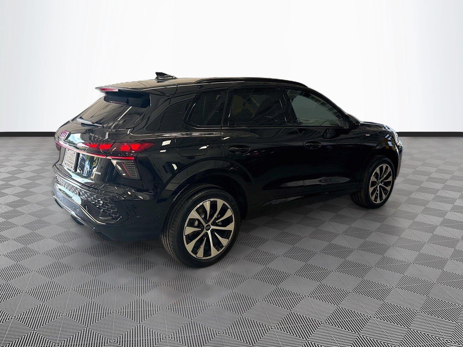 2026 Audi Q3 S line