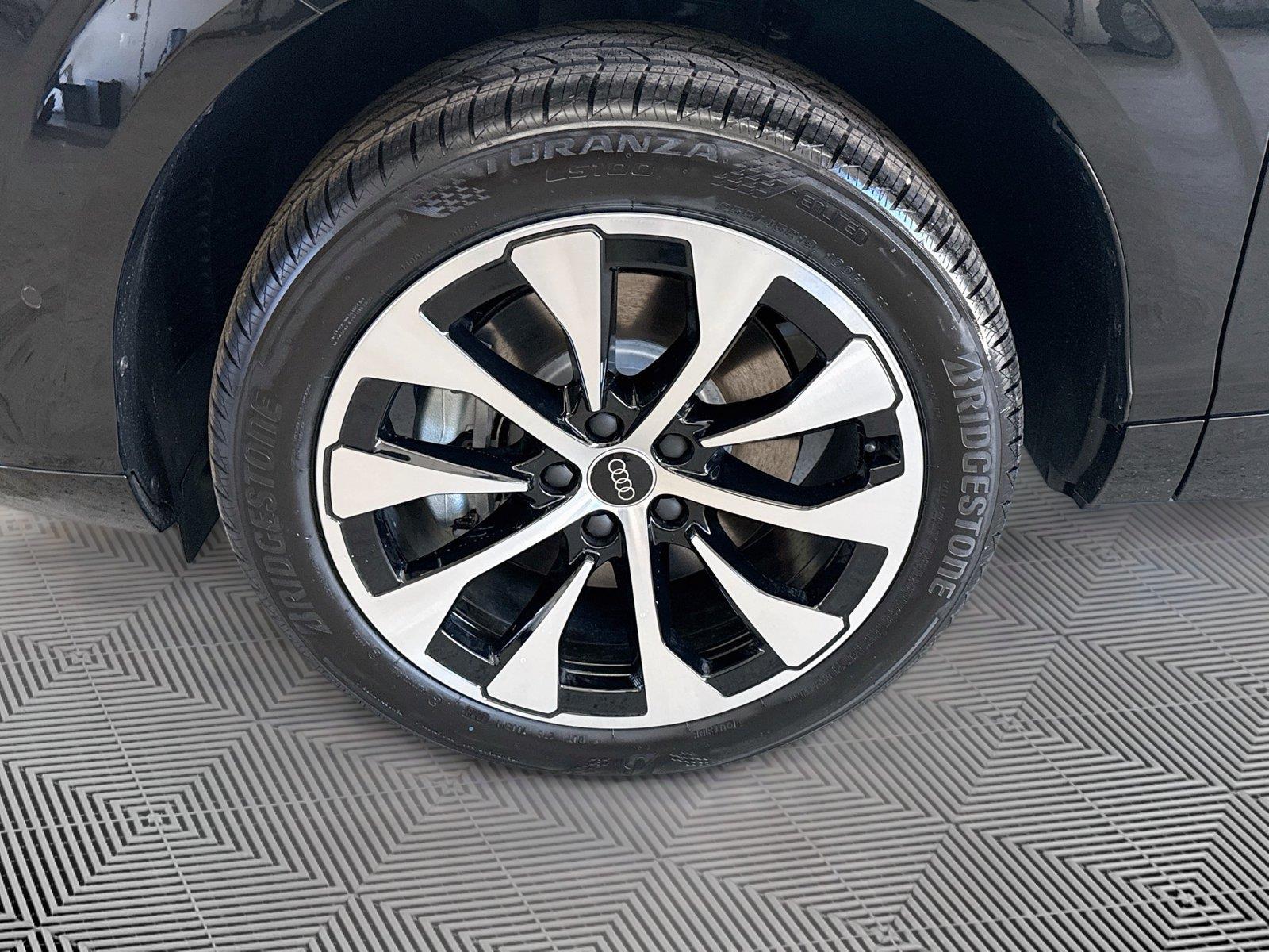 2026 Audi Q3 S line