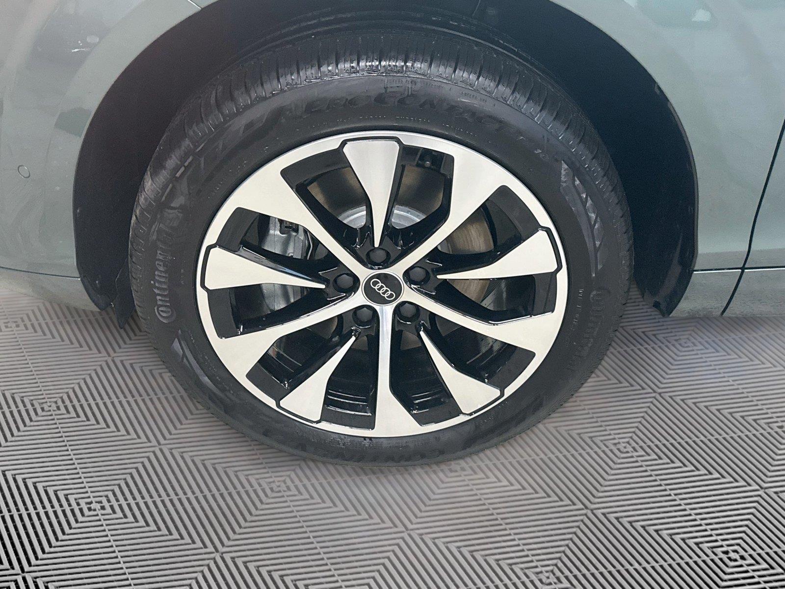 2026 Audi Q3 S line