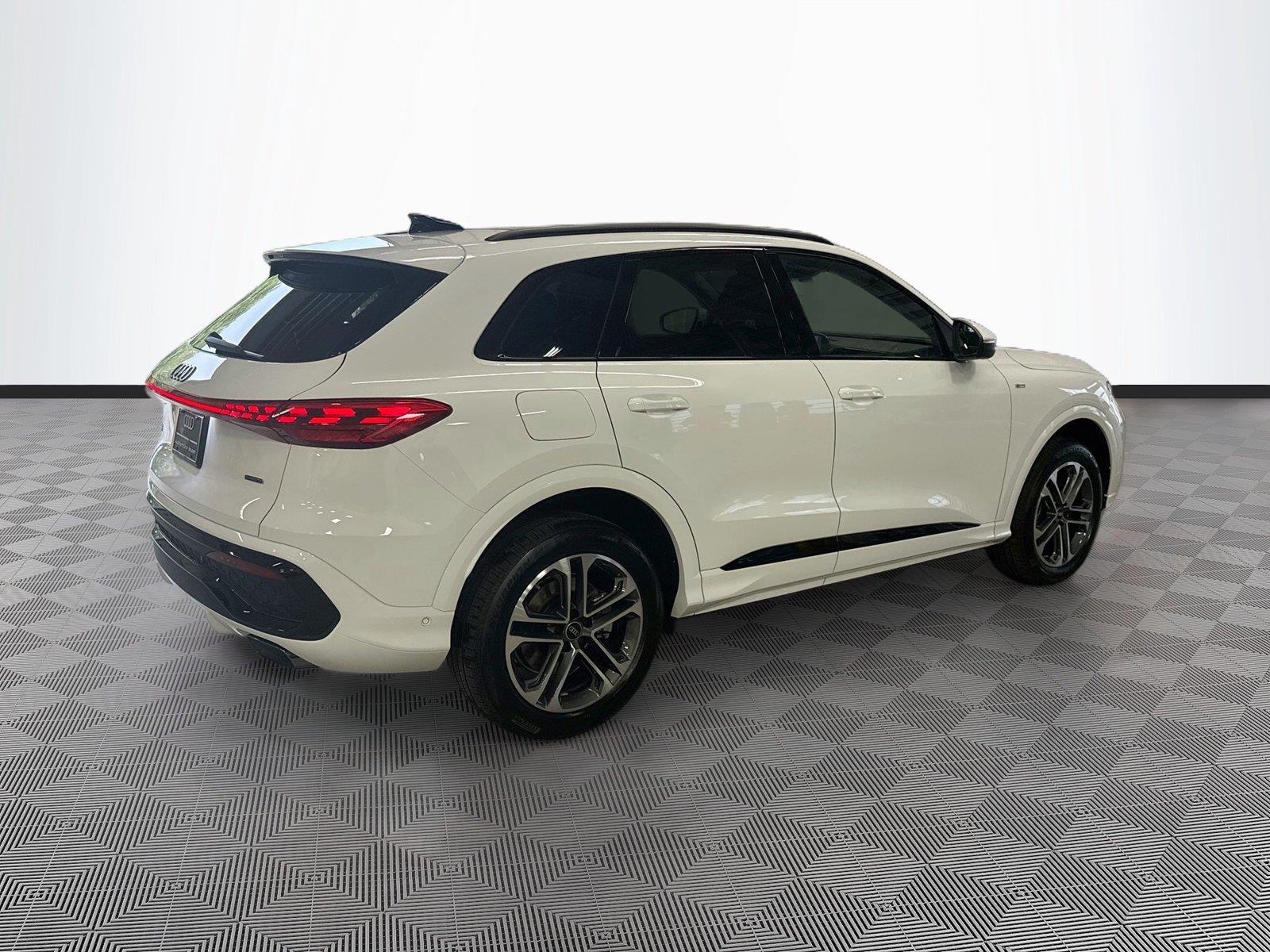 2026 Audi Q5 Premium