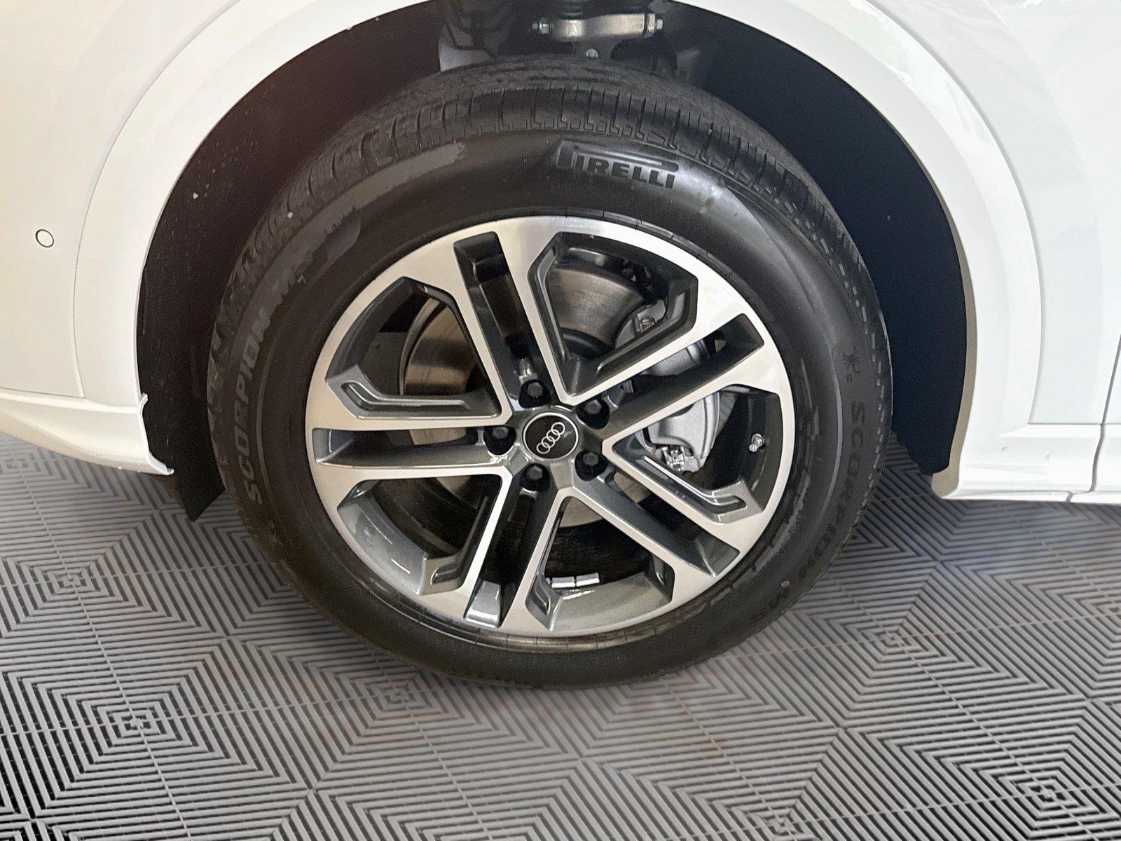 2026 Audi Q5 Premium
