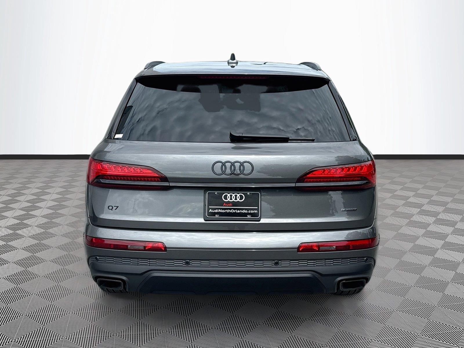 2026 Audi Q7 Premium