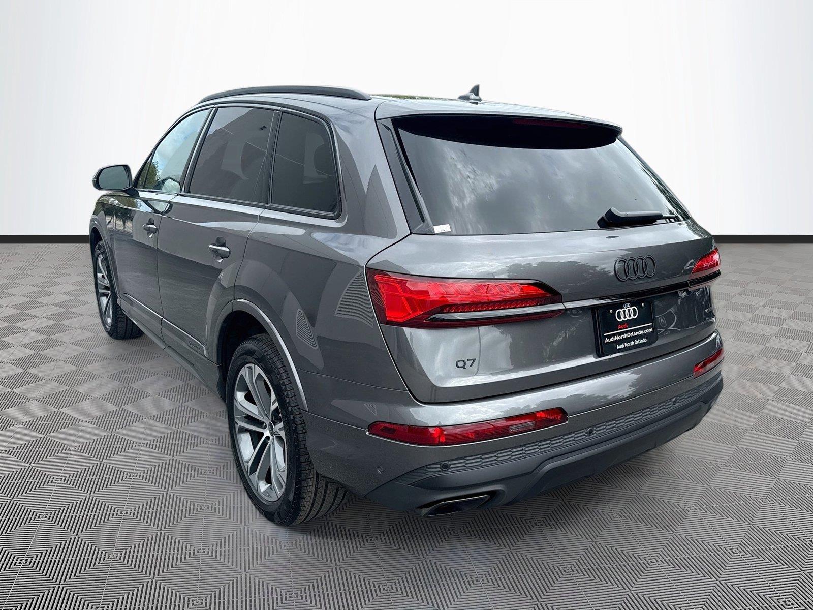 2026 Audi Q7 Premium