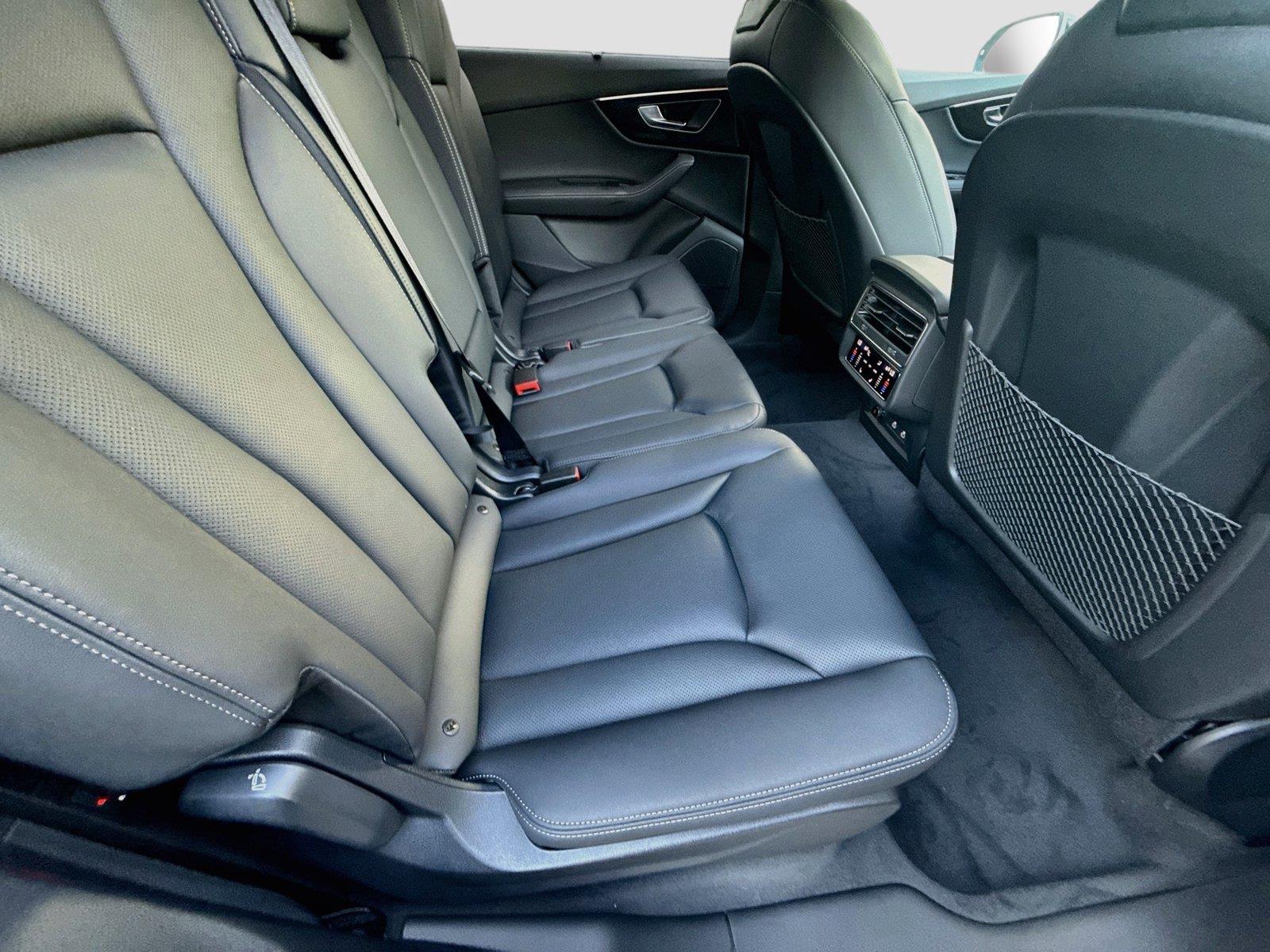 2026 Audi Q7 Premium Plus