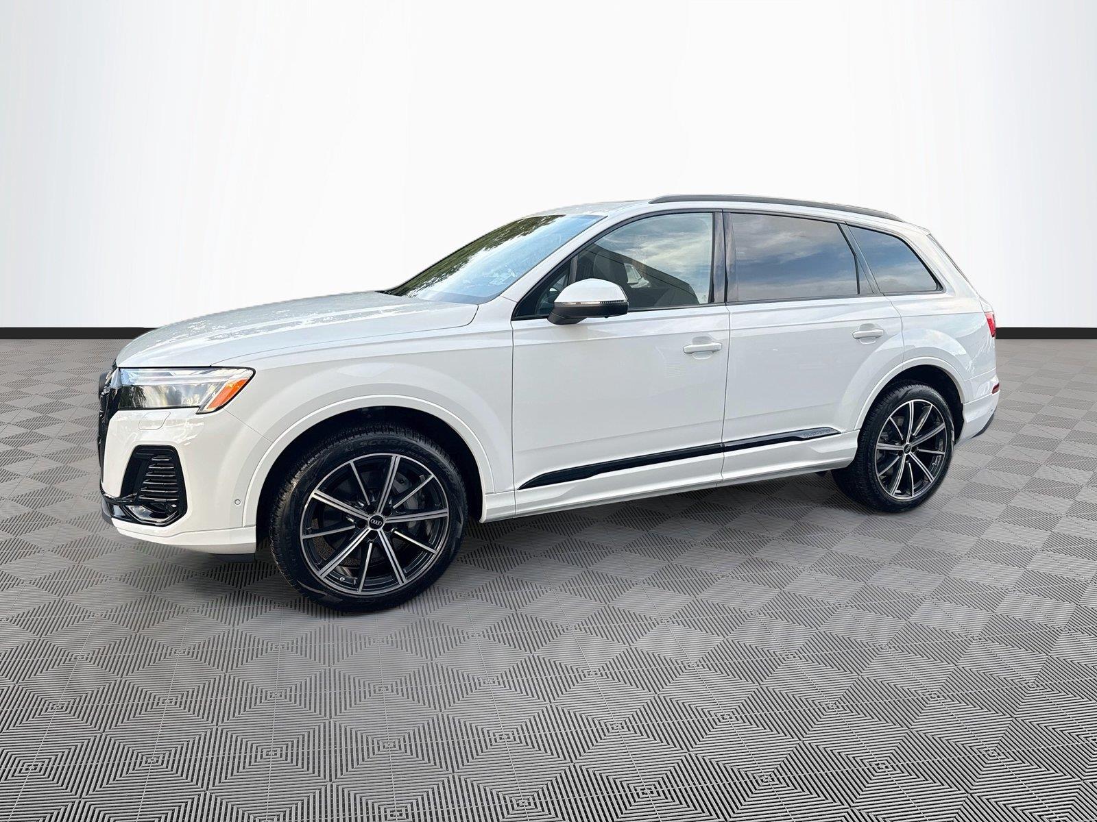 2026 Audi Q7 Premium Plus