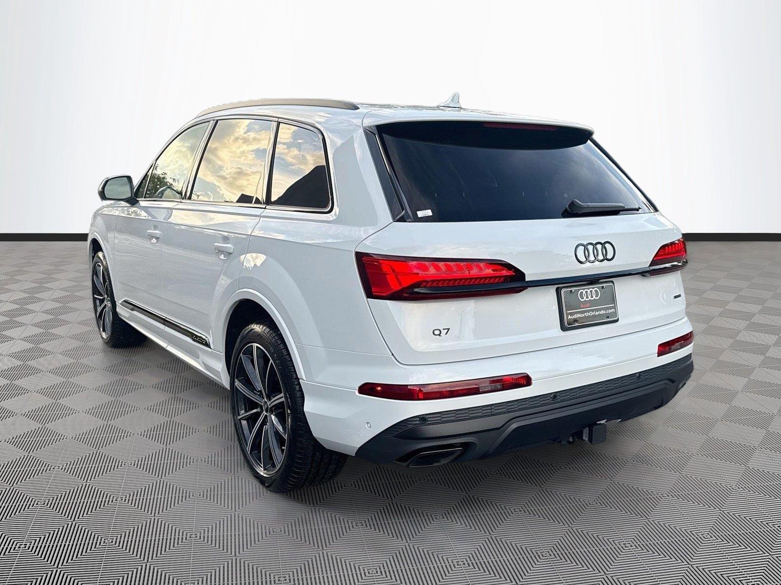 2026 Audi Q7 Premium Plus