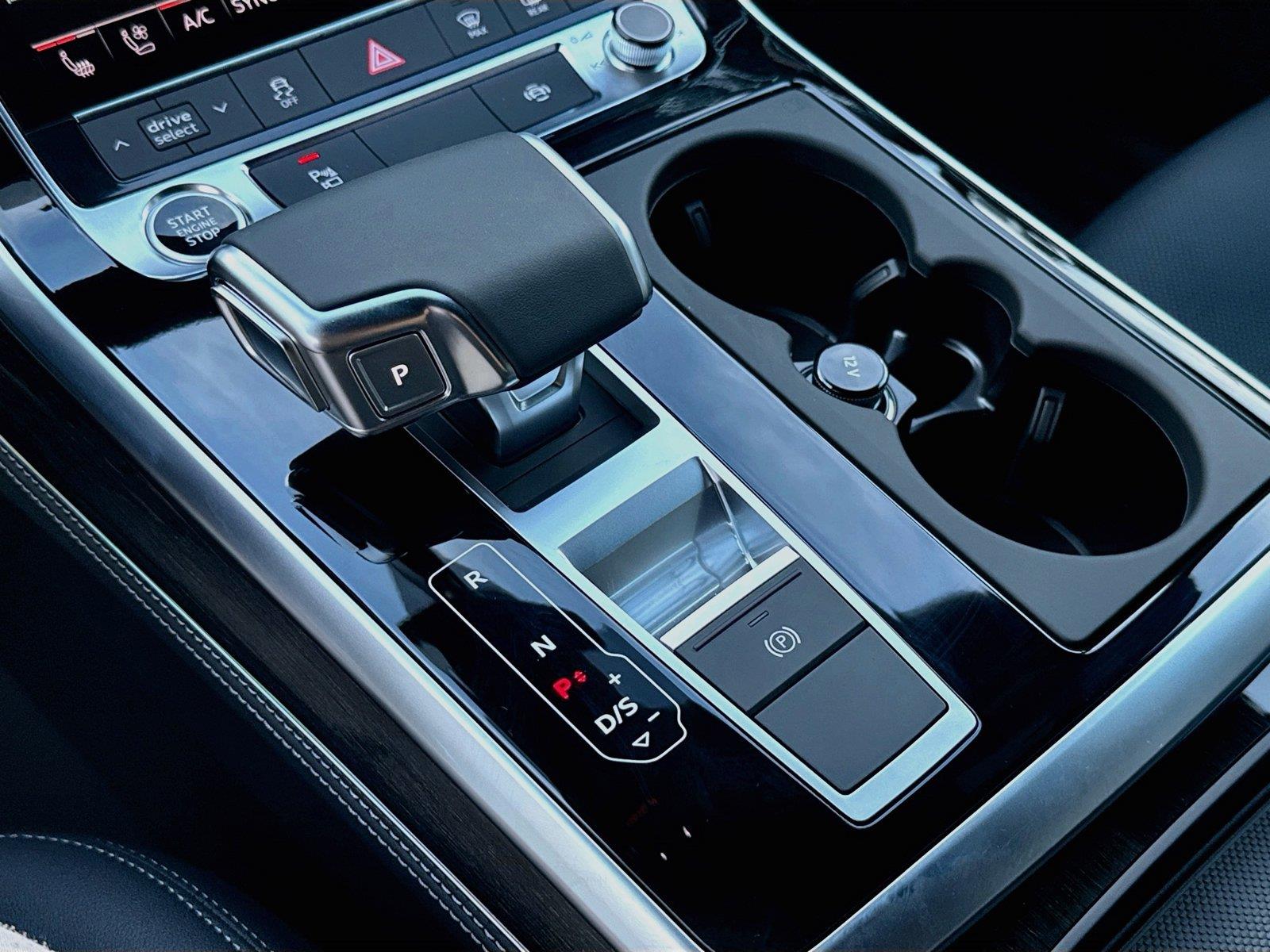 2026 Audi Q7 Premium Plus