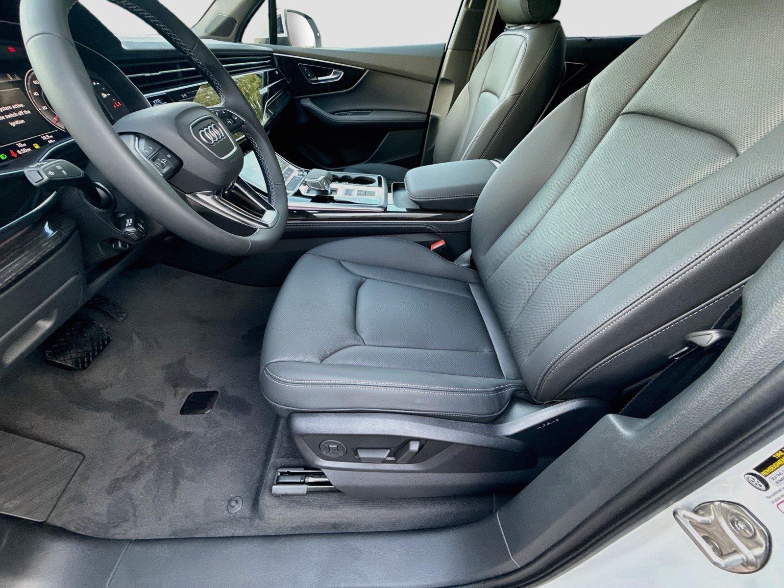 2026 Audi Q7 Premium Plus
