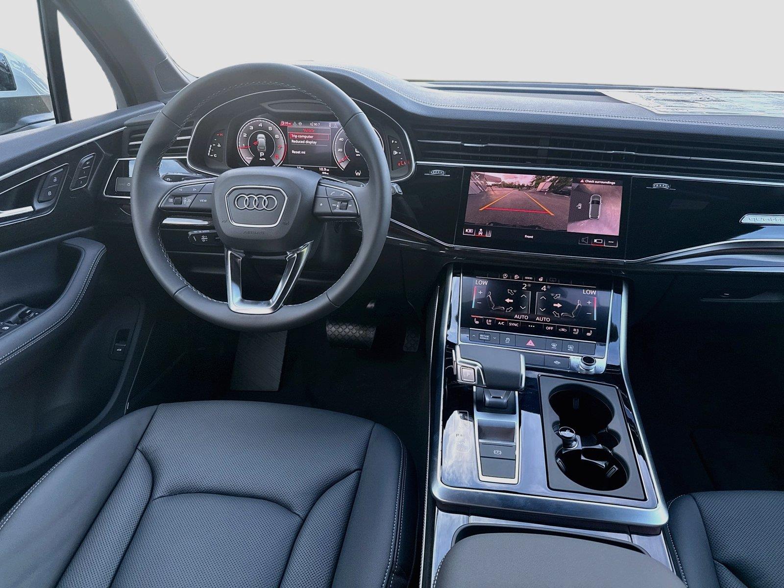 2026 Audi Q7 Premium Plus