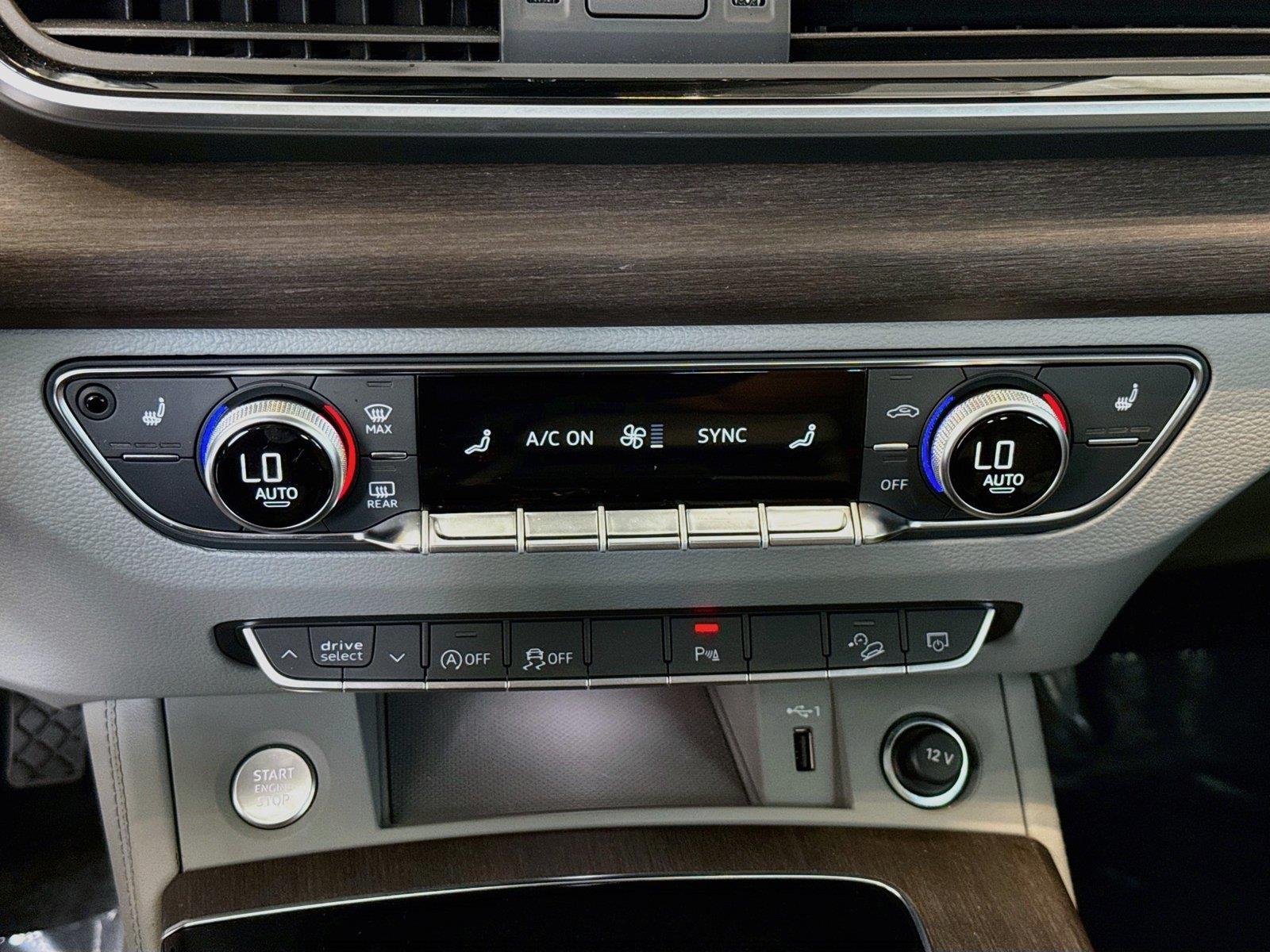 2024 Audi Q5 S line Premium Plus
