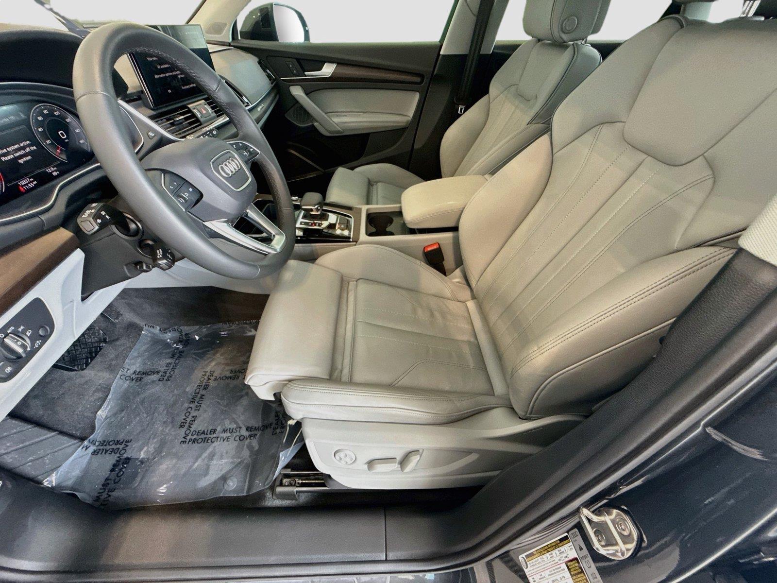 2024 Audi Q5 S line Premium Plus