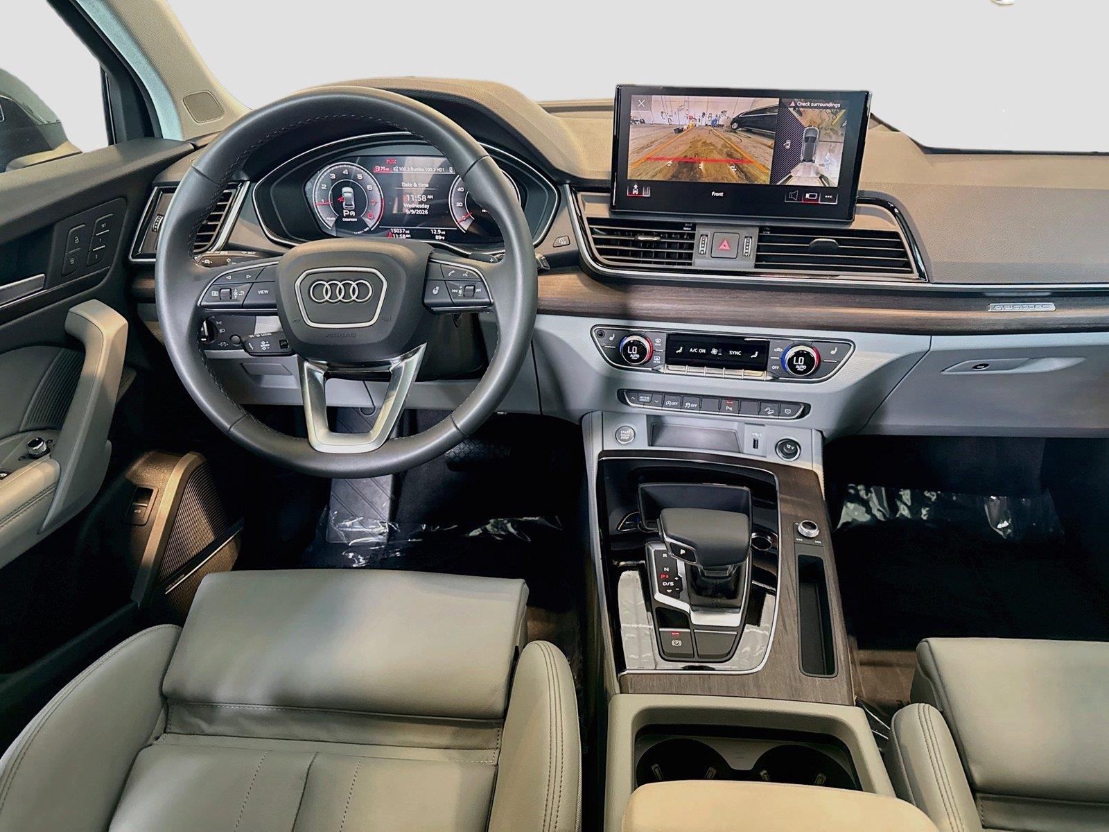 2024 Audi Q5 S line Premium Plus