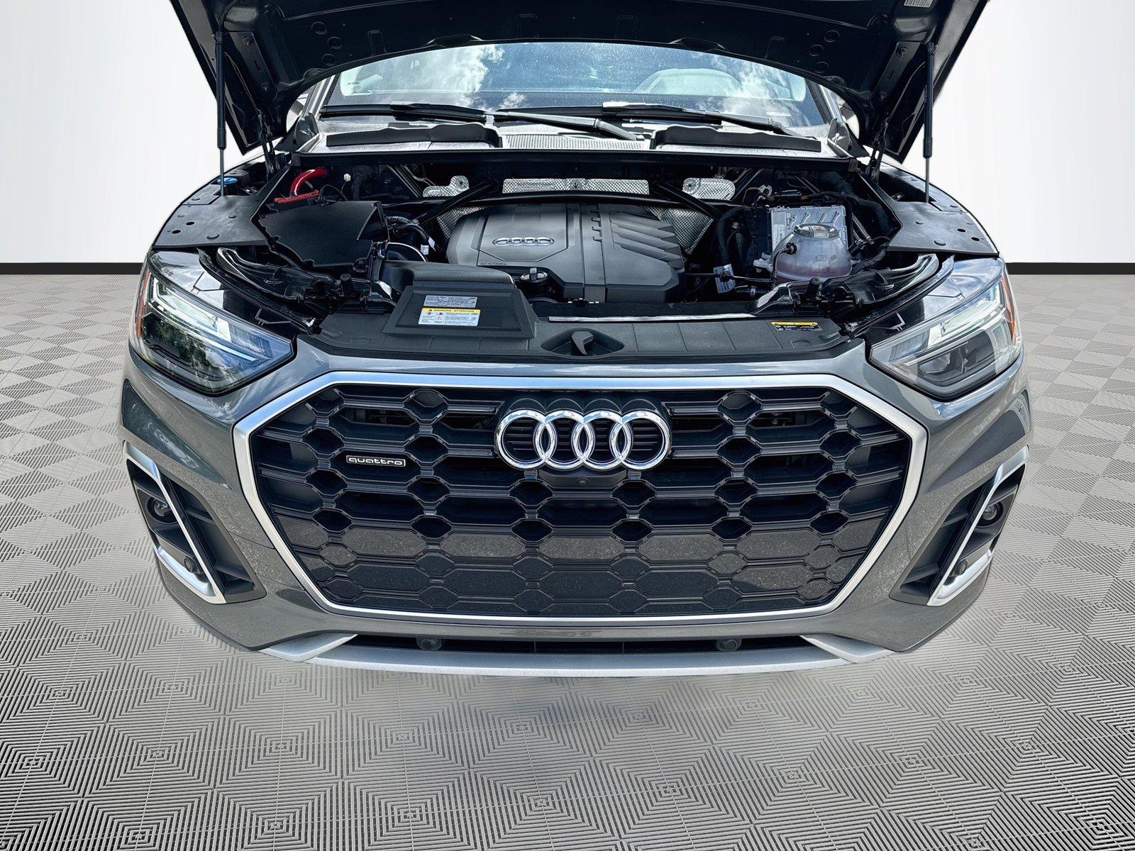 2024 Audi Q5 S line Premium Plus