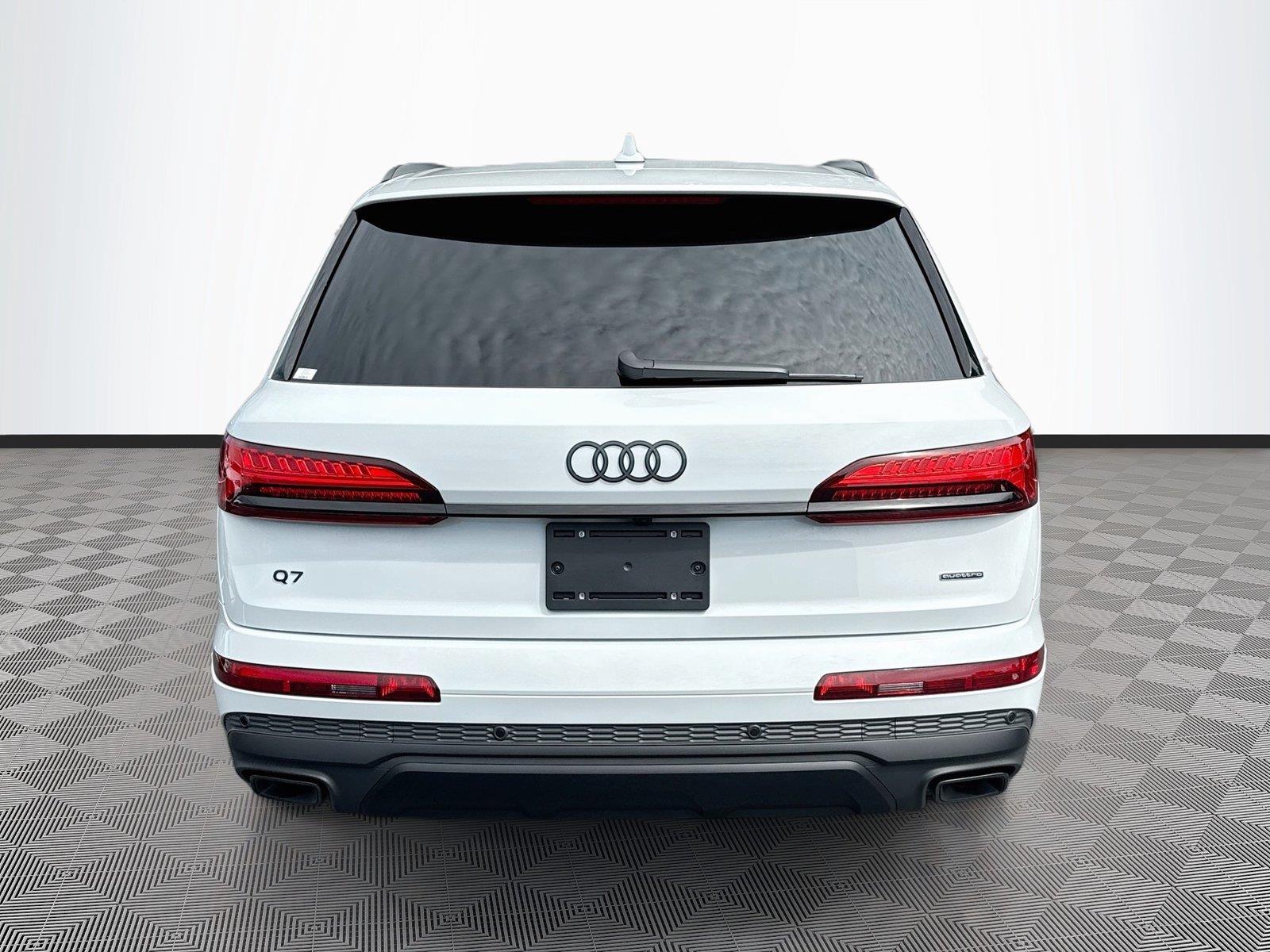 2026 Audi Q7 Premium Plus