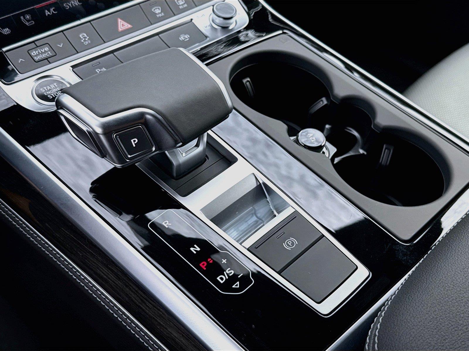 2026 Audi Q7 Premium Plus