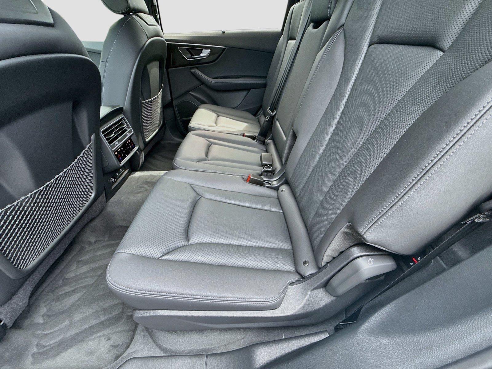 2026 Audi Q7 Premium Plus