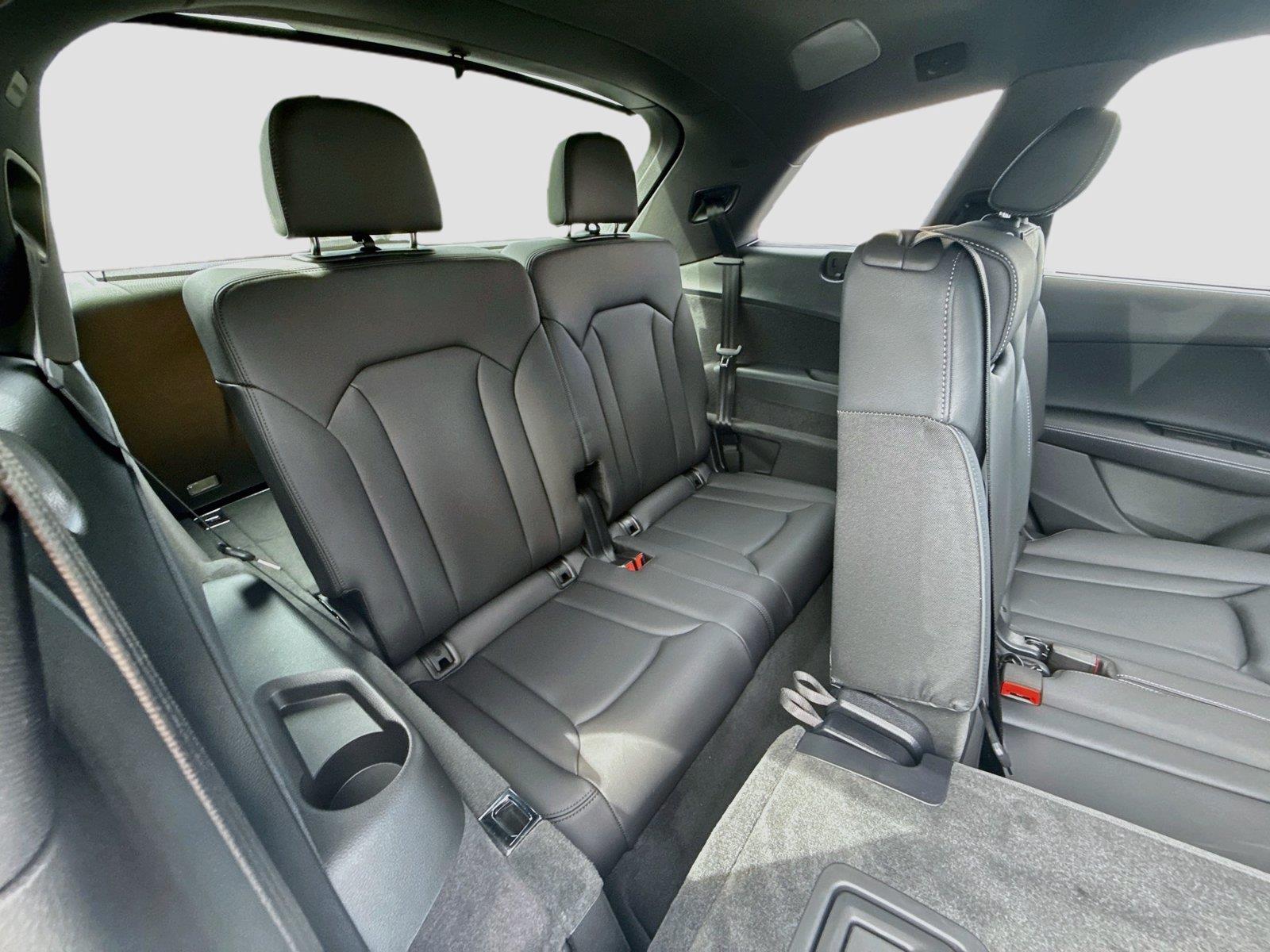 2026 Audi Q7 Premium Plus