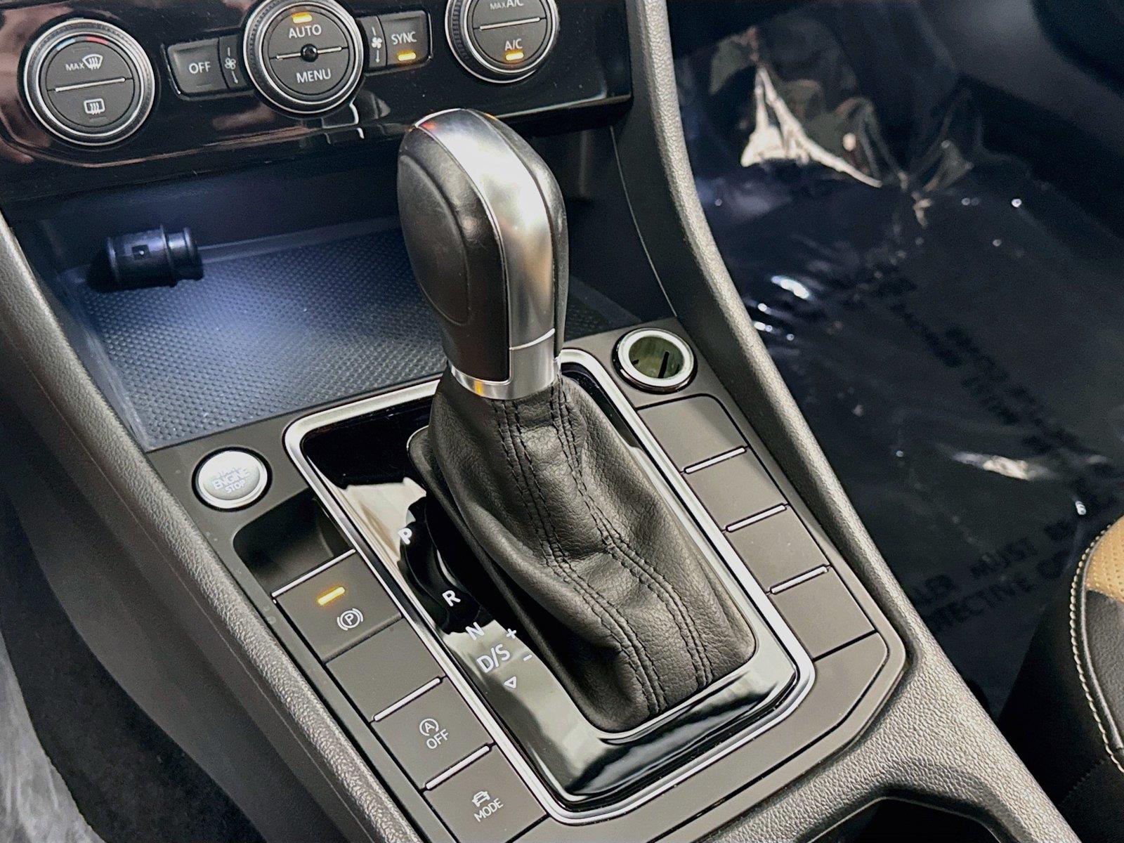 2019 Volkswagen Jetta SEL Premium