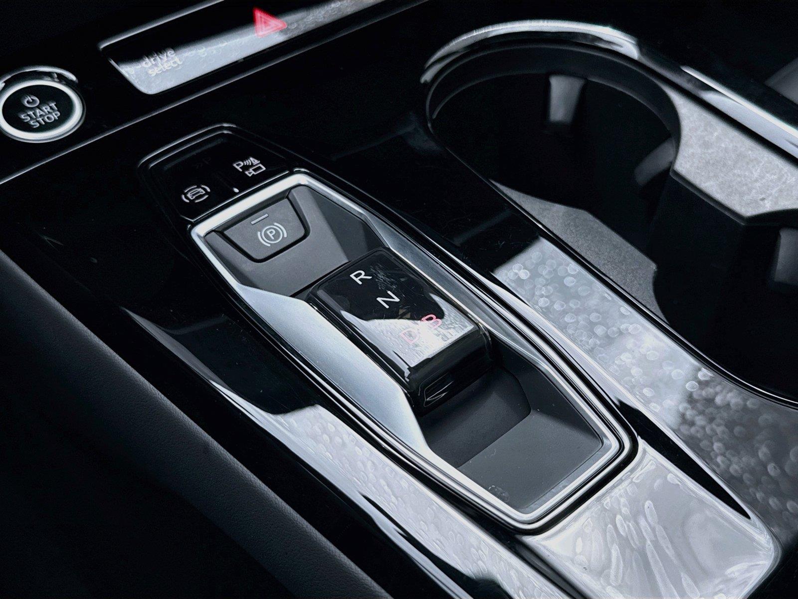 2025 Audi A6 e-tron Premium Plus