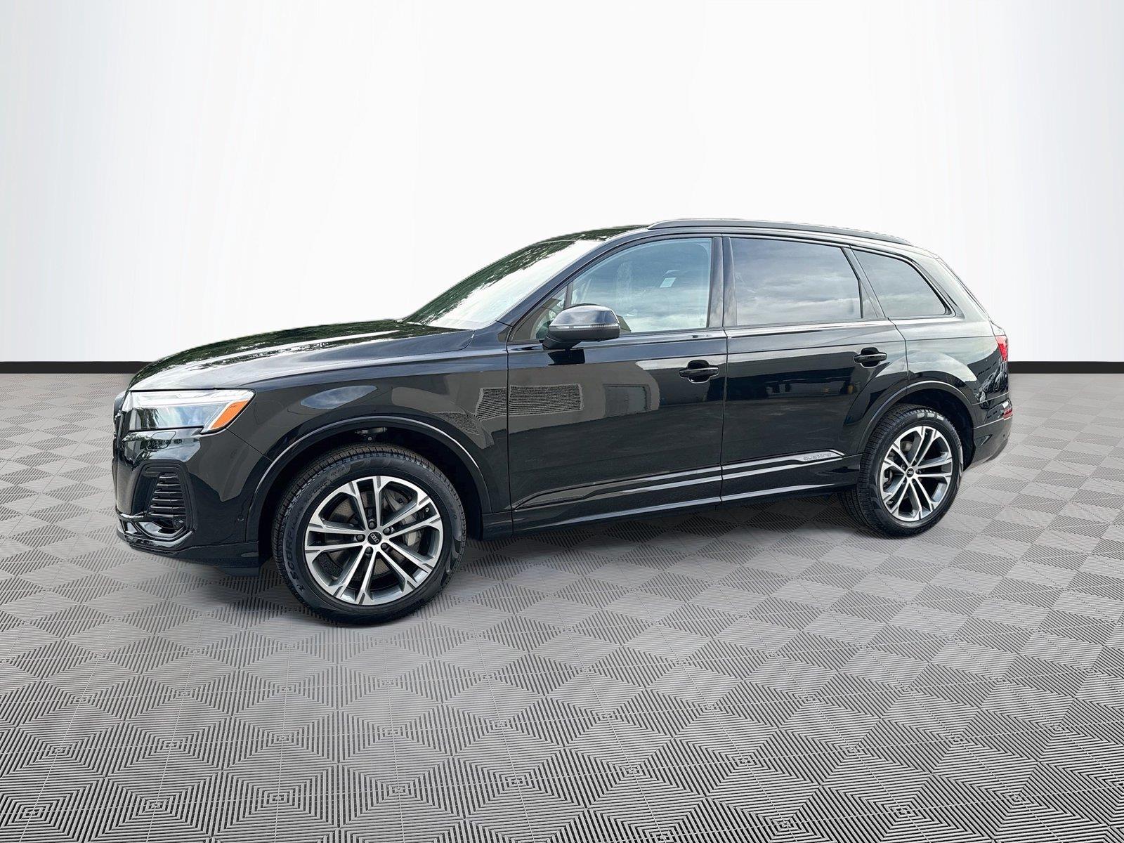2026 Audi Q7 Premium