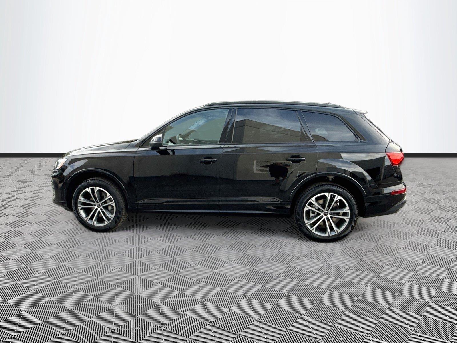 2026 Audi Q7 Premium