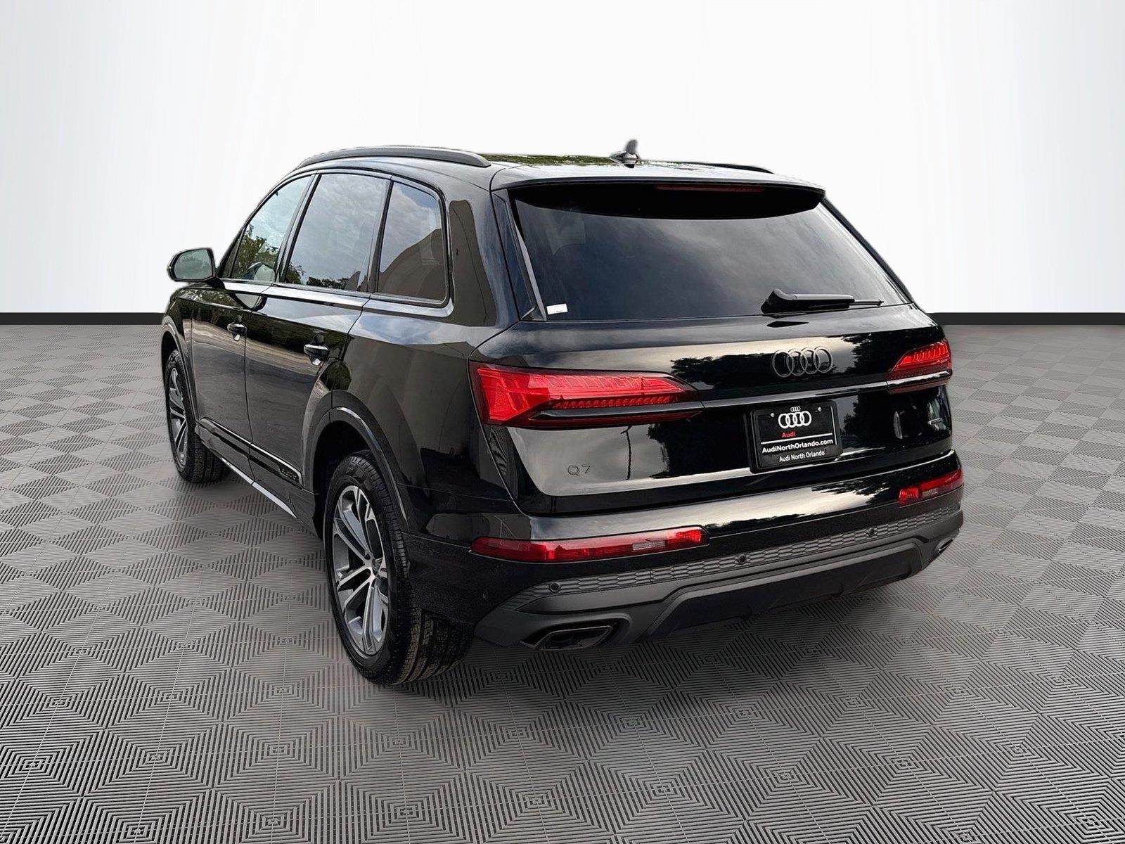 2026 Audi Q7 Premium