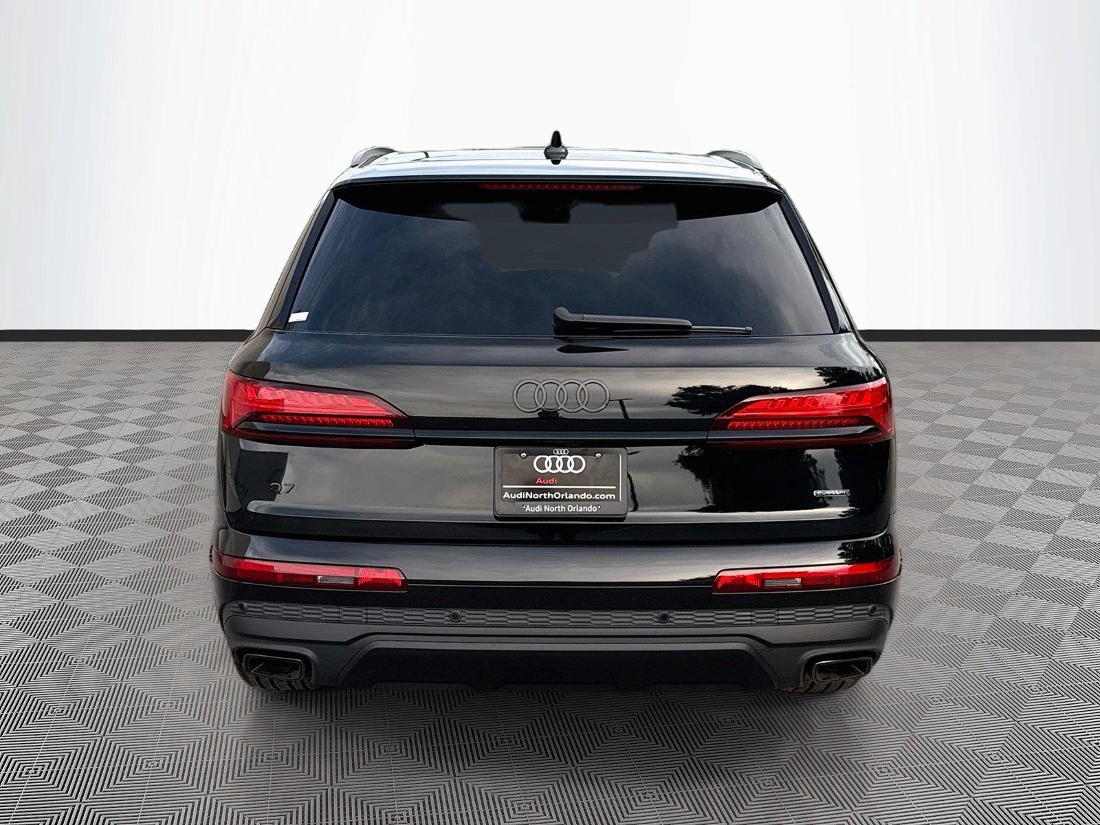 2026 Audi Q7 Premium
