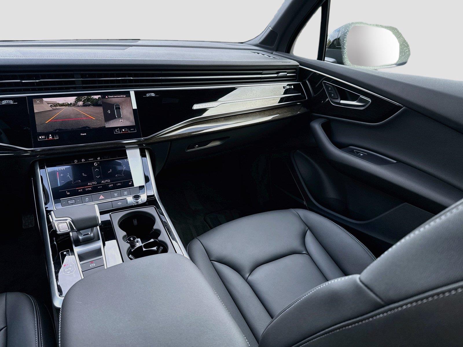 2026 Audi Q7 Premium