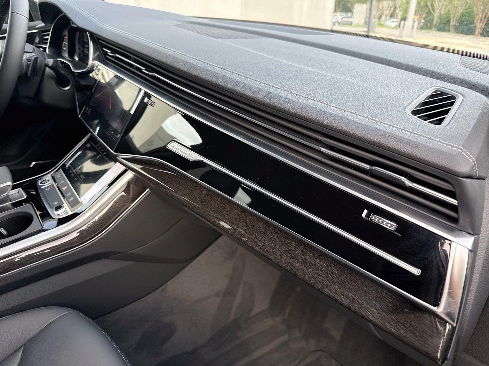 2026 Audi Q7 Premium