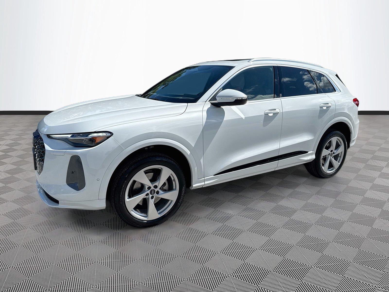 2025 Audi Q5 Premium Plus