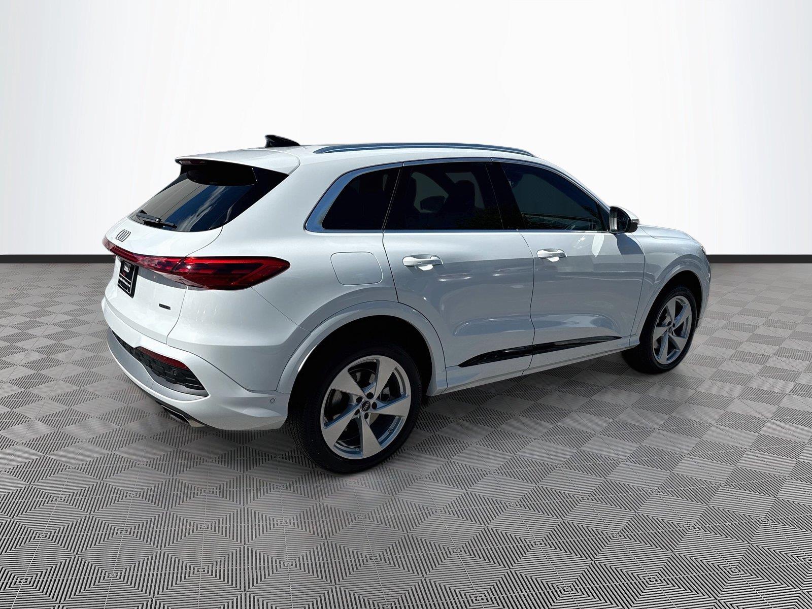 2025 Audi Q5 Premium Plus