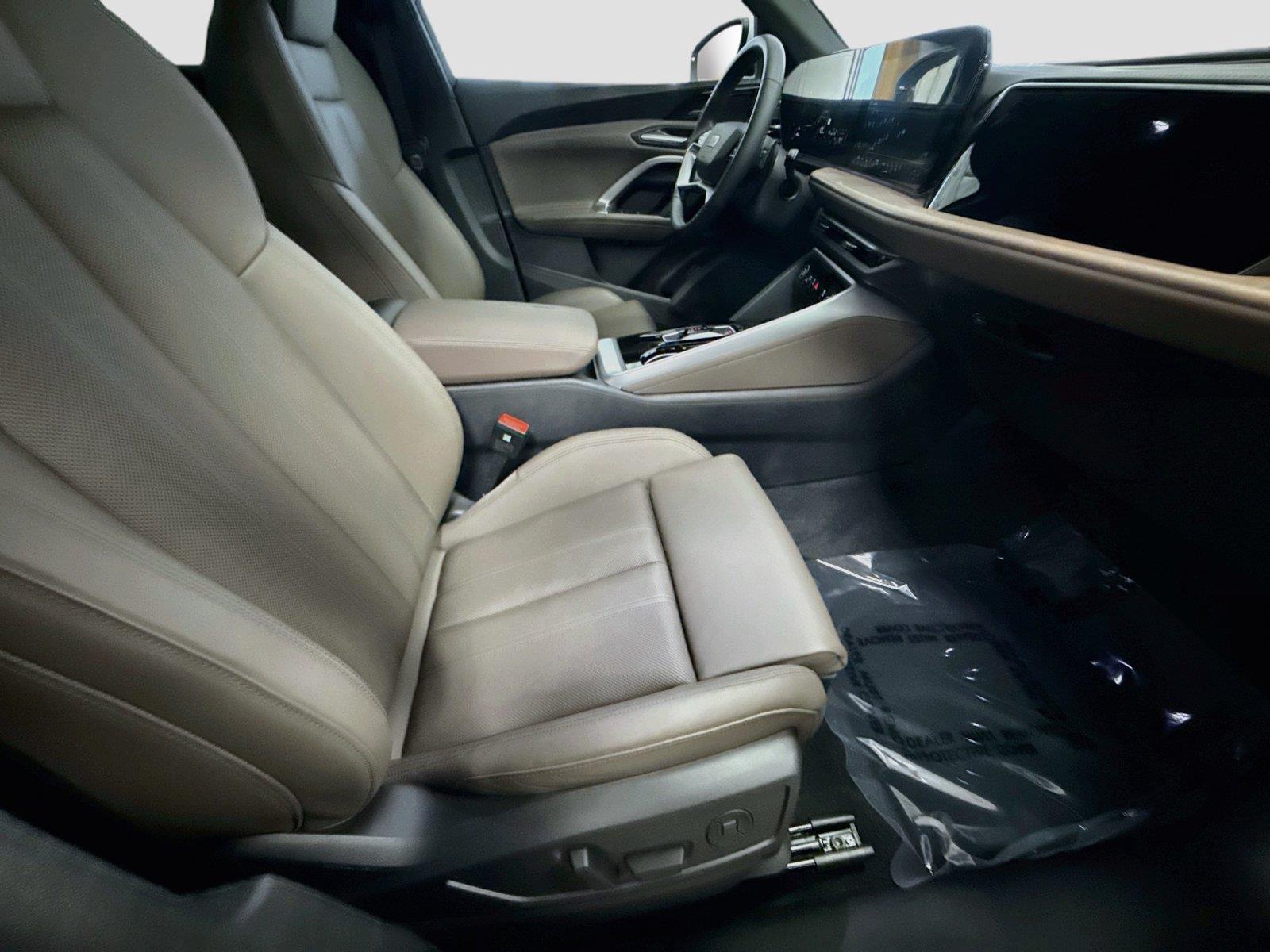 2025 Audi Q5 Premium Plus