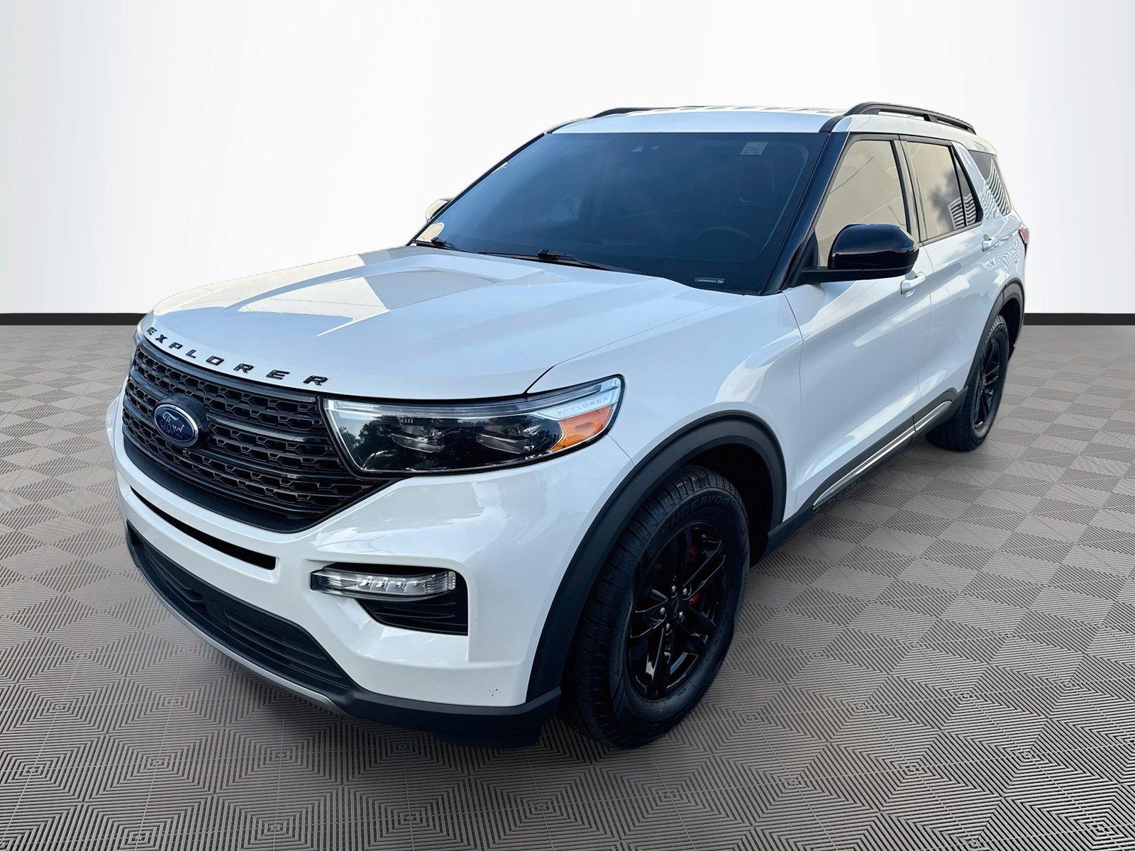 2024 Ford Explorer XLT