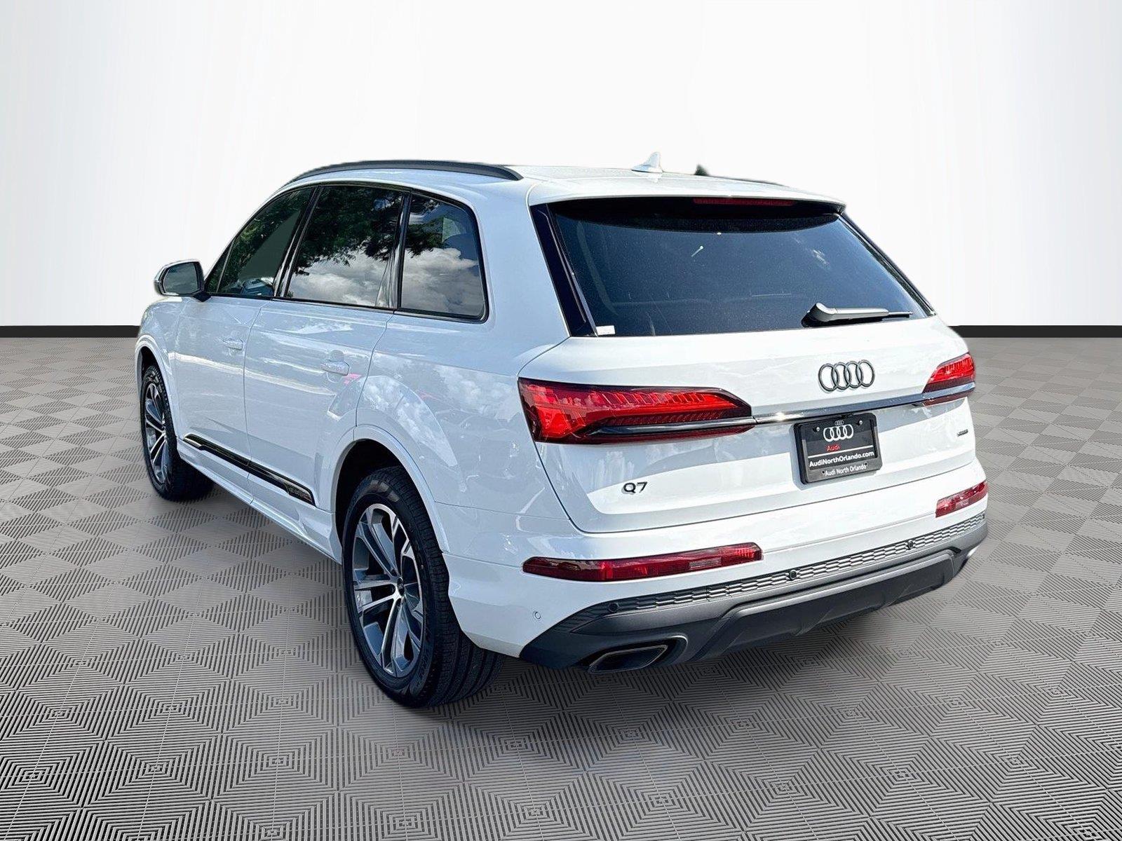 2026 Audi Q7 Premium
