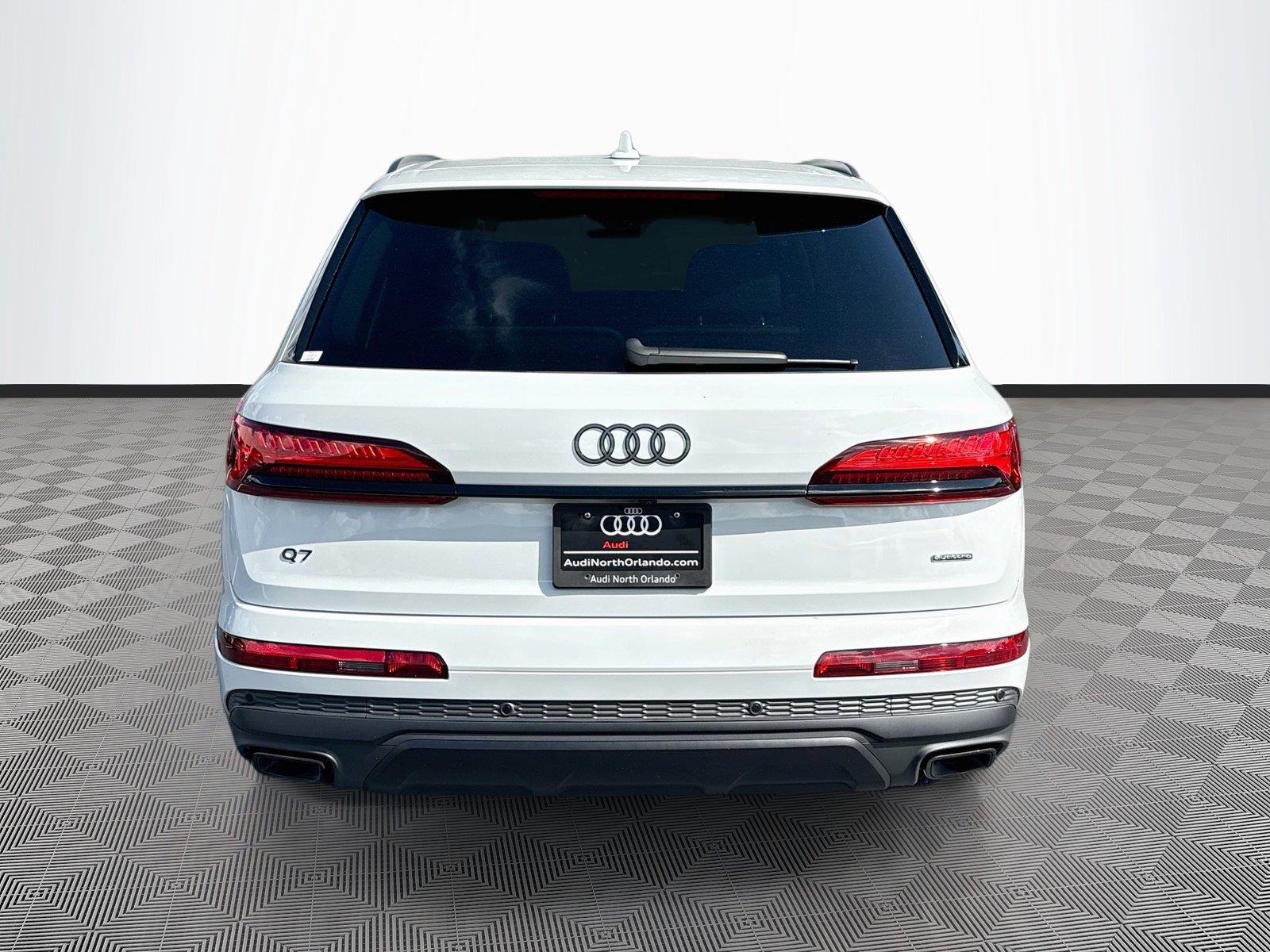 2026 Audi Q7 Premium