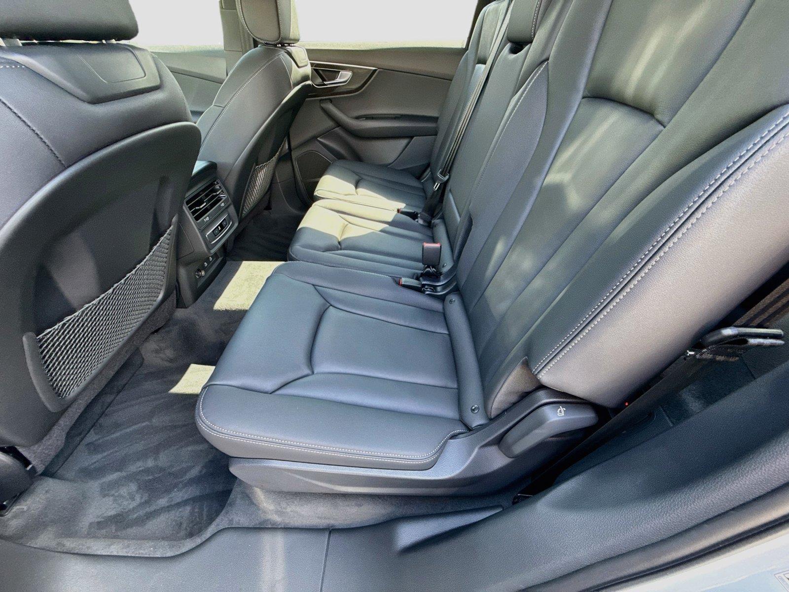 2026 Audi Q7 Premium