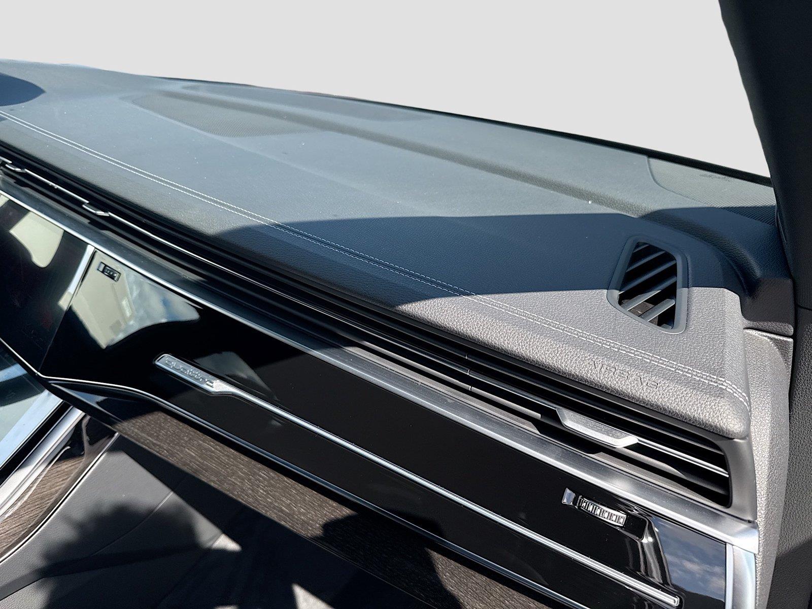 2026 Audi Q7 Premium