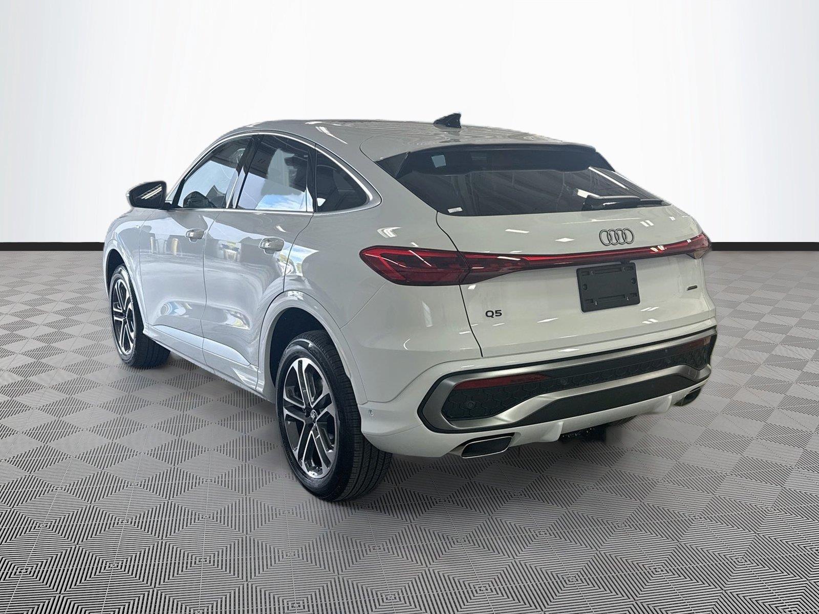 2026 Audi Q5 Sportback Premium Plus