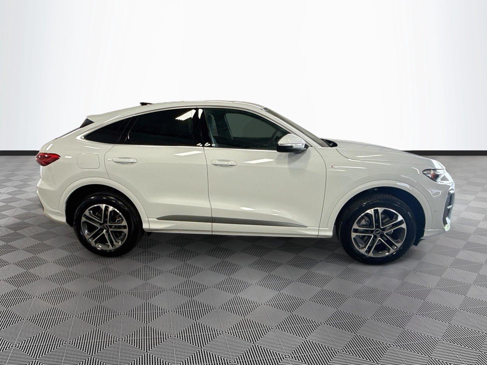 2026 Audi Q5 Sportback Premium Plus