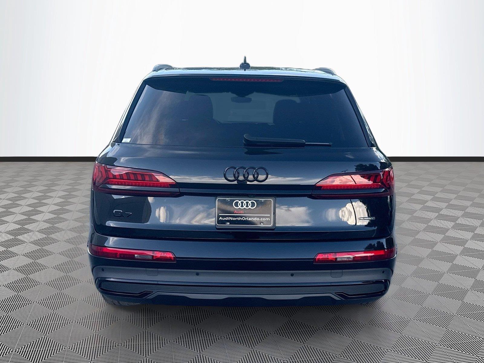 2023 Audi Q7 Premium Plus