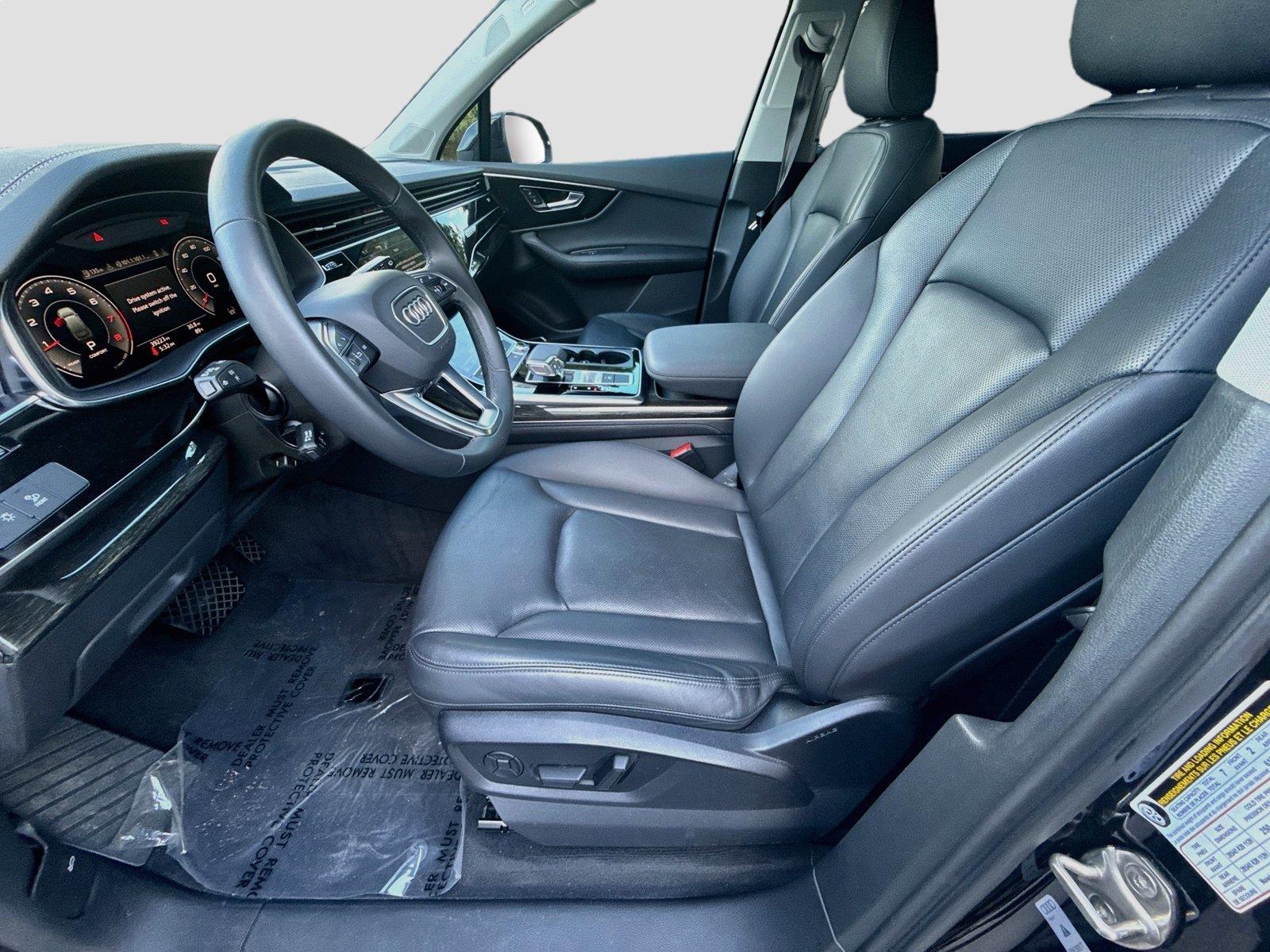 2023 Audi Q7 Premium Plus