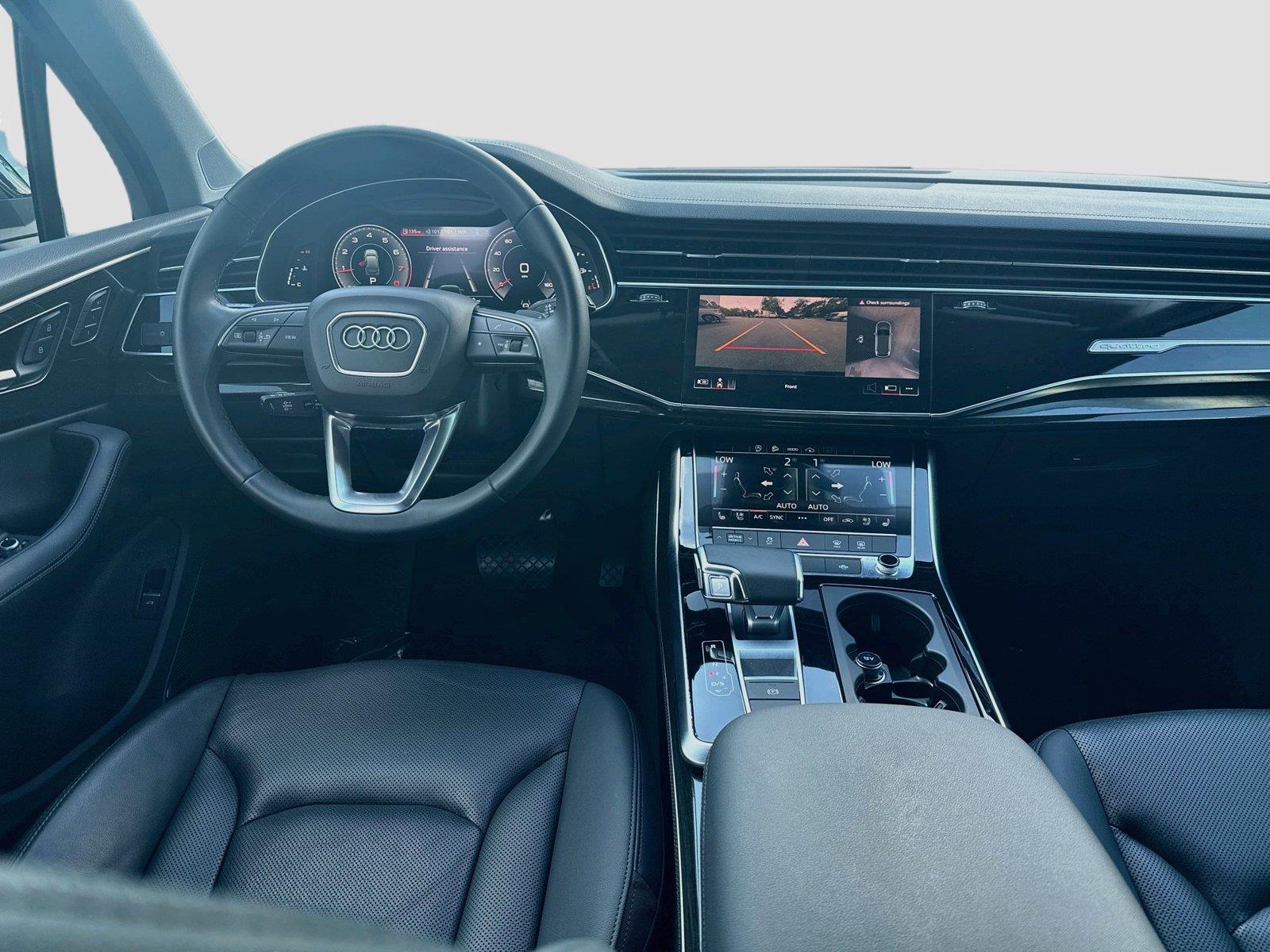2023 Audi Q7 Premium Plus