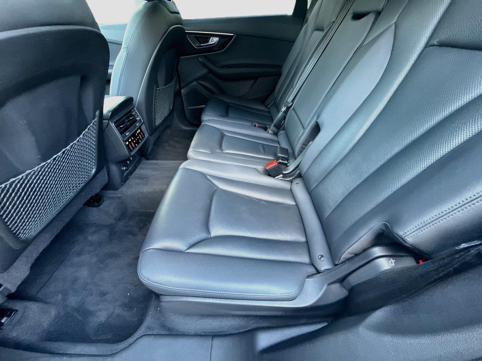 2023 Audi Q7 Premium Plus