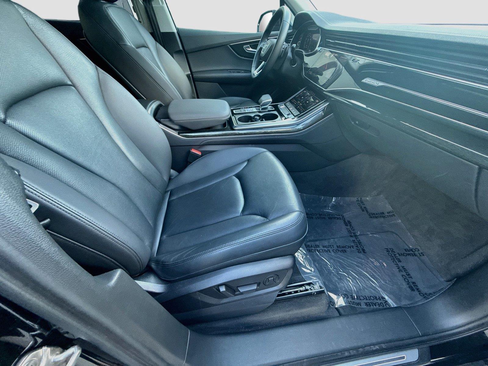 2023 Audi Q7 Premium Plus