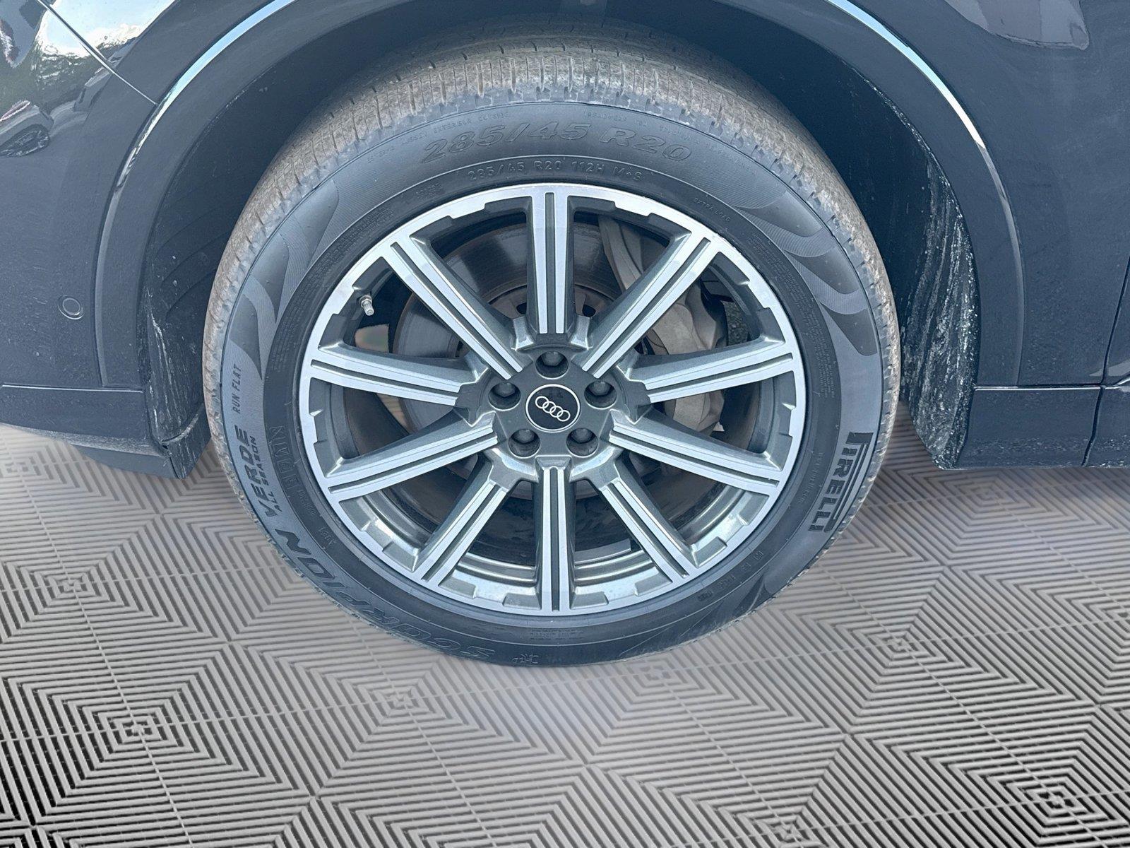 2023 Audi Q7 Premium Plus