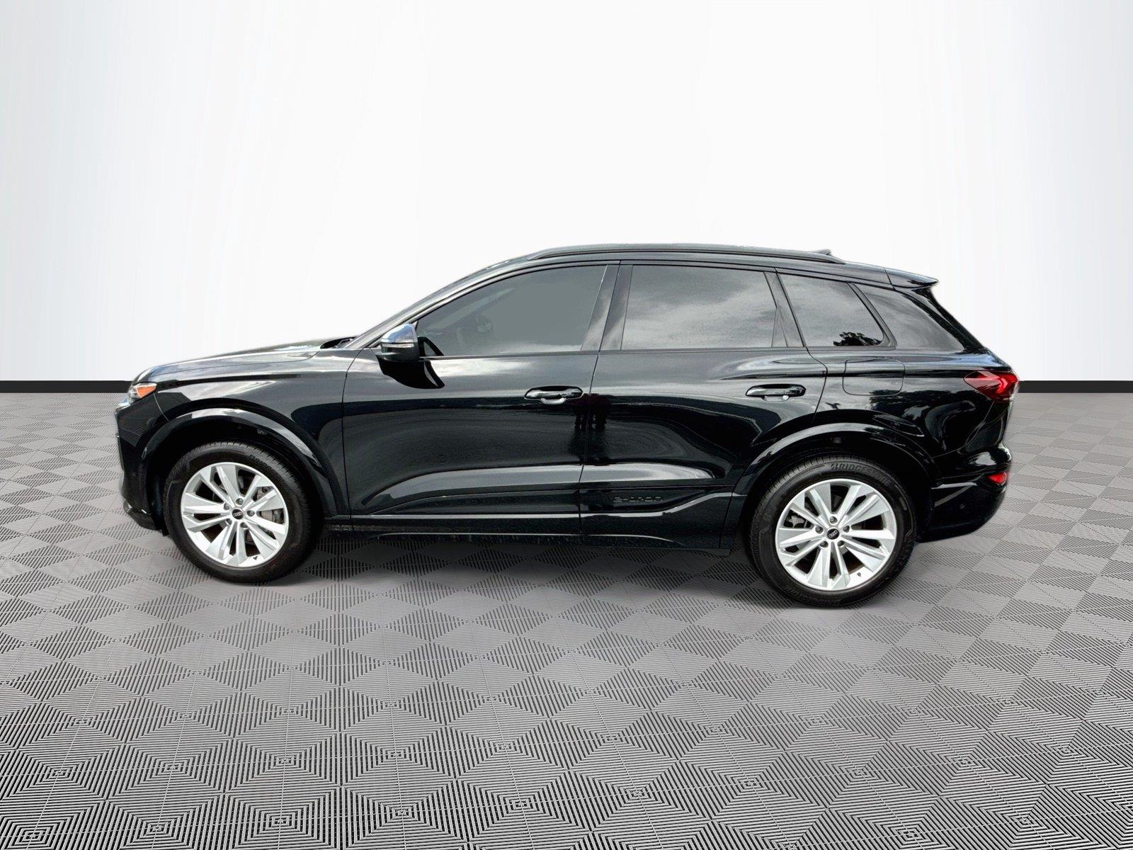 2025 Audi Q6 e-tron Premium Plus