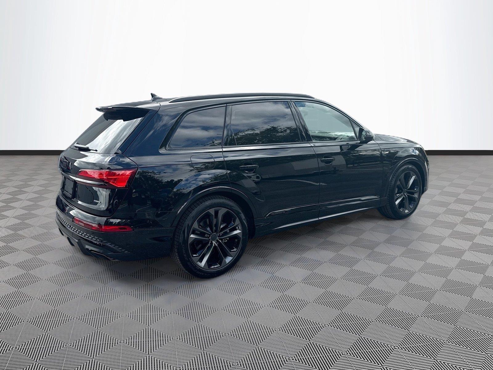 2026 Audi Q7 S line Premium Plus