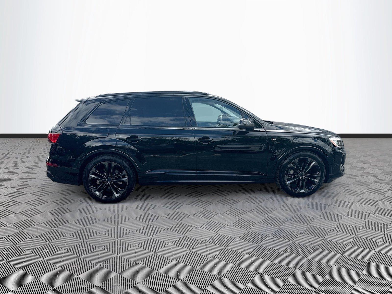2026 Audi Q7 S line Premium Plus