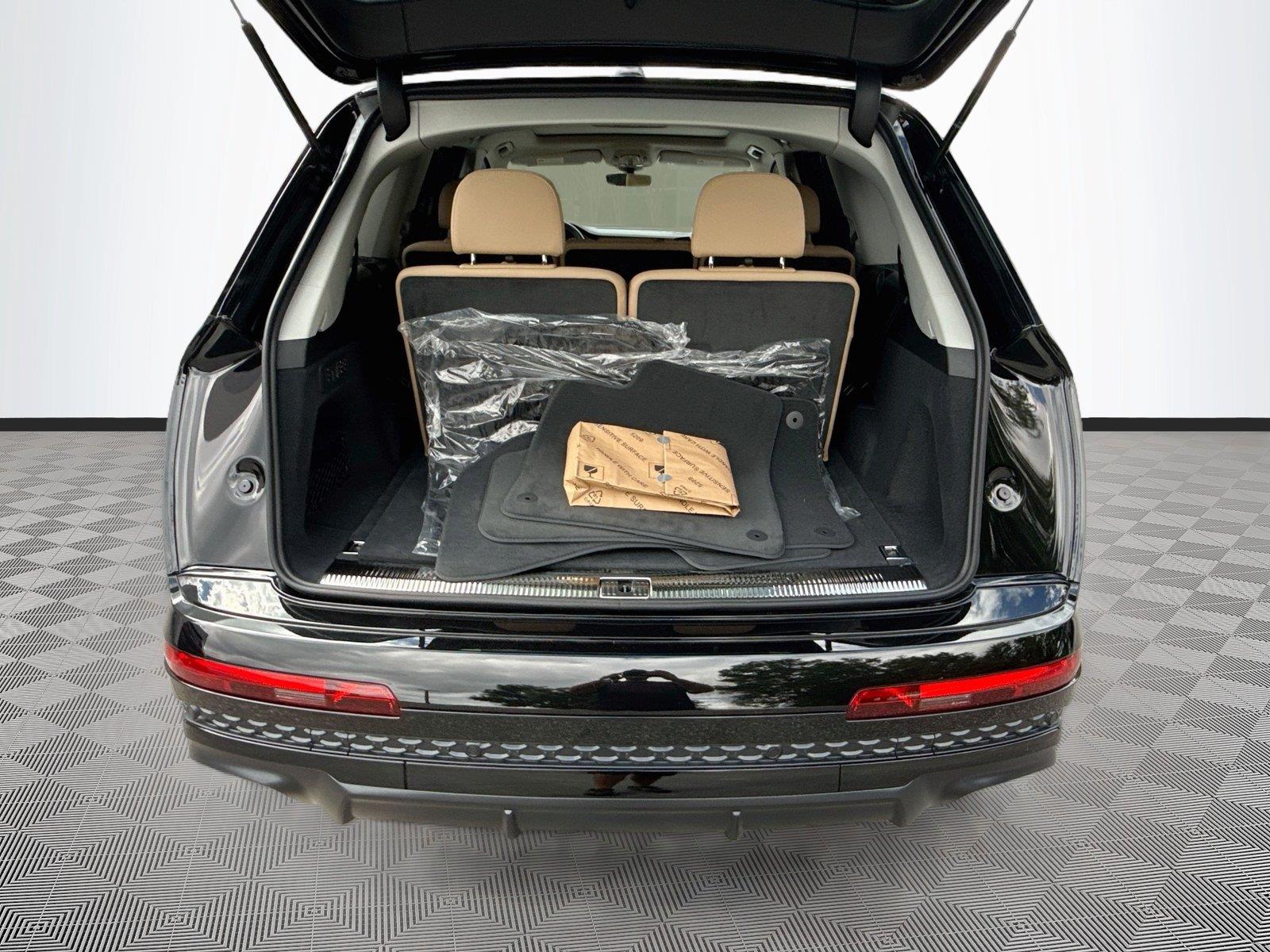 2026 Audi Q7 S line Premium Plus