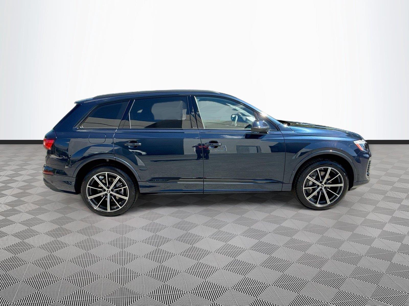 2026 Audi Q7 Premium Plus